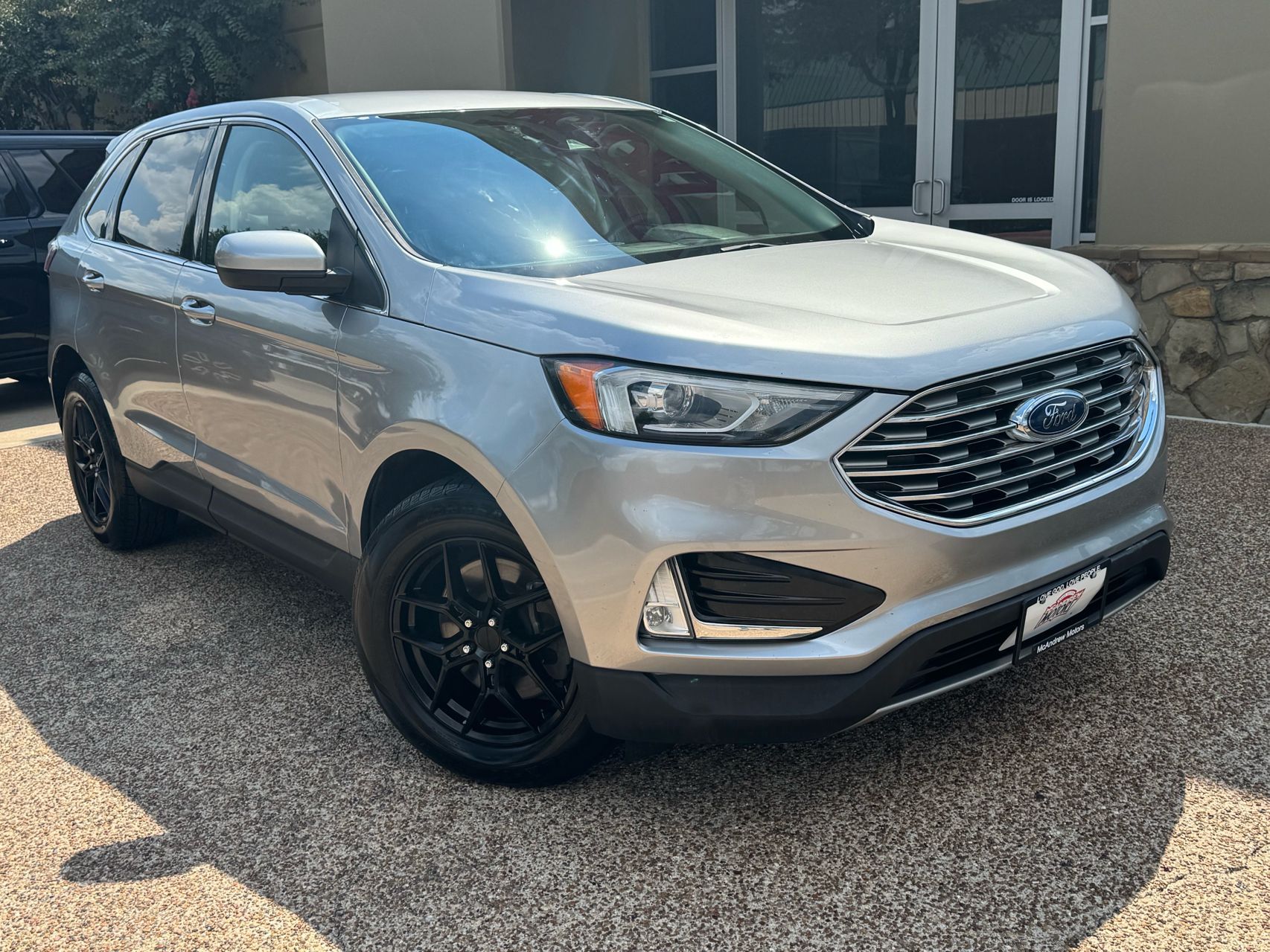 2021 Ford Edge SEL photo 6