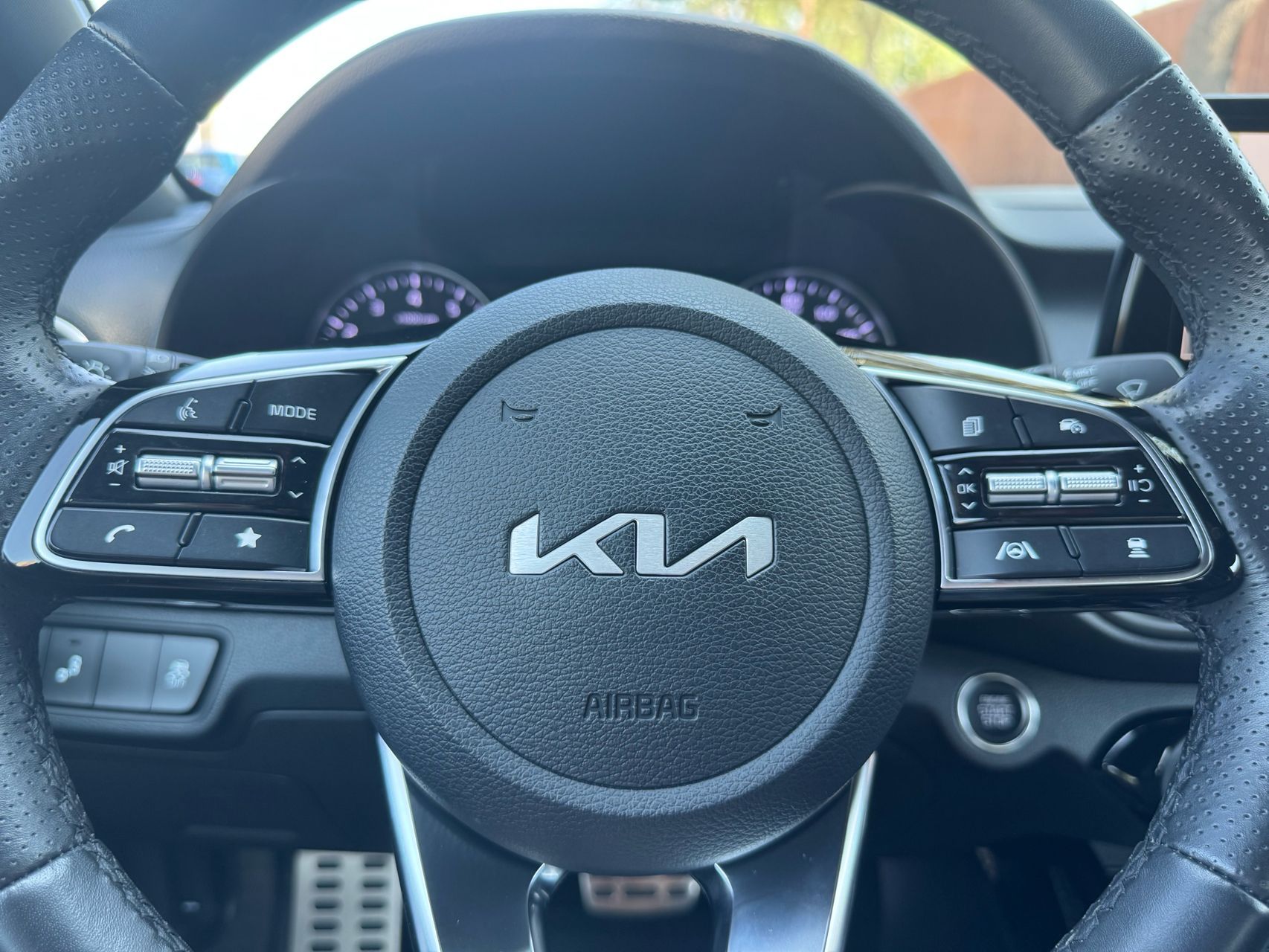2024 Kia Forte GT-Line photo 16