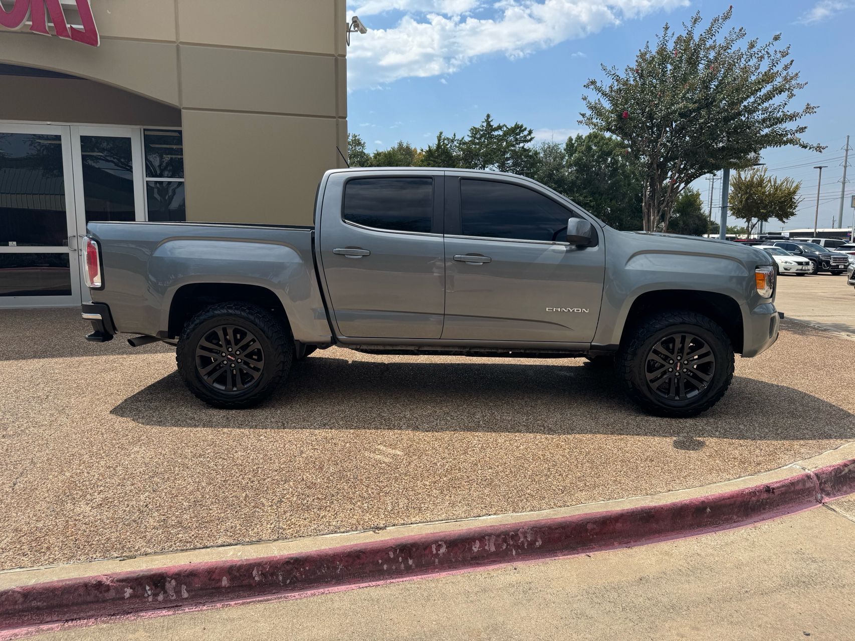2020 Gmc Canyon SLE photo 7