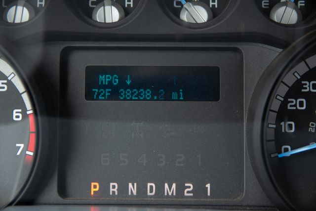 2015 Ford Focus Titanium photo 40