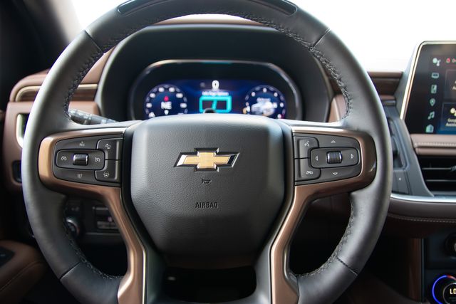 2024 Chevrolet Suburban High Country photo 20