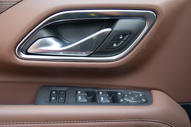 2024 Chevrolet Suburban High Country photo 30