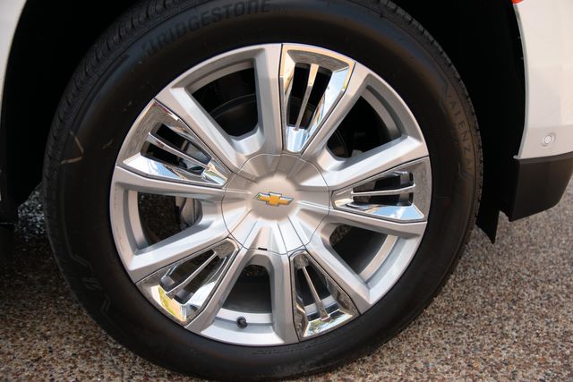 2024 Chevrolet Suburban High Country photo 41