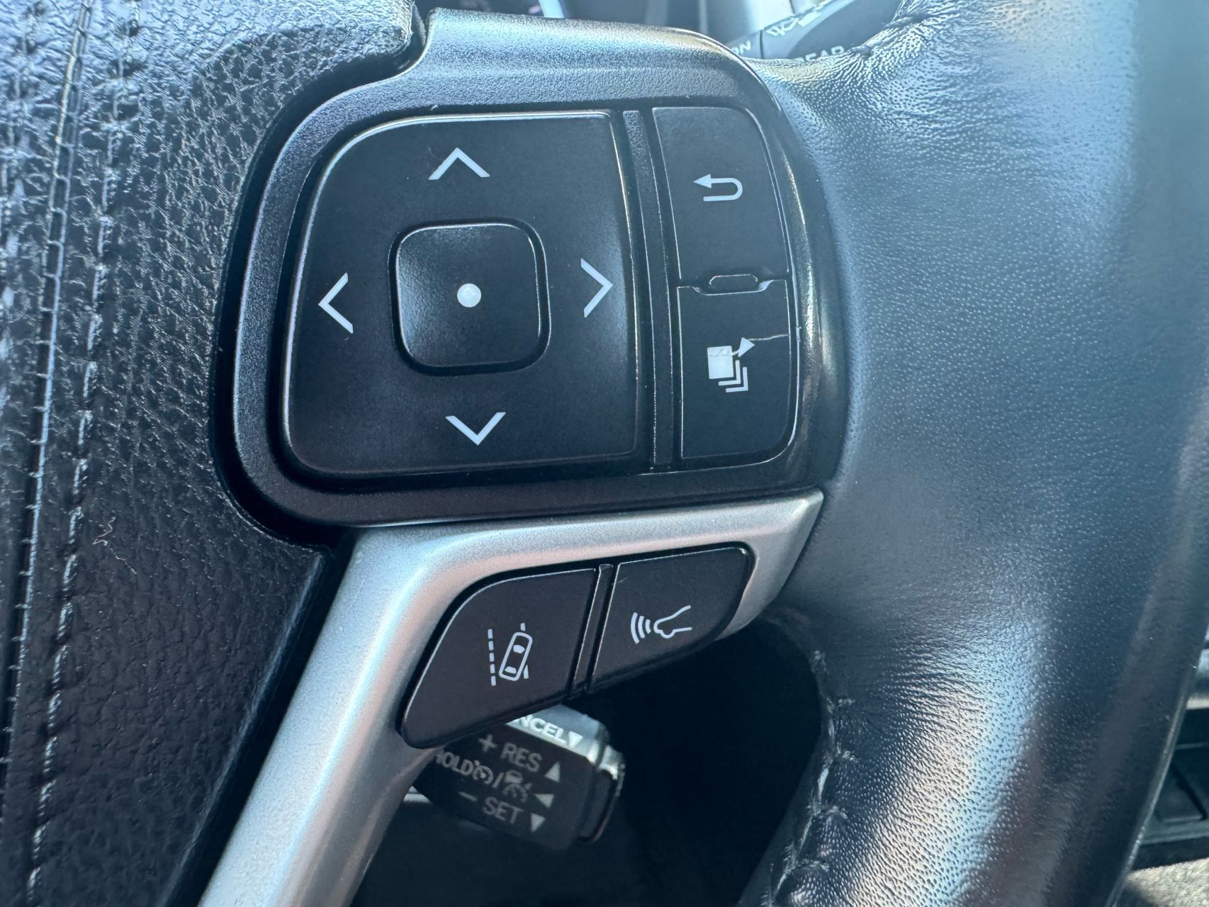 2011 Toyota 4Runner SR5 V6 photo 44