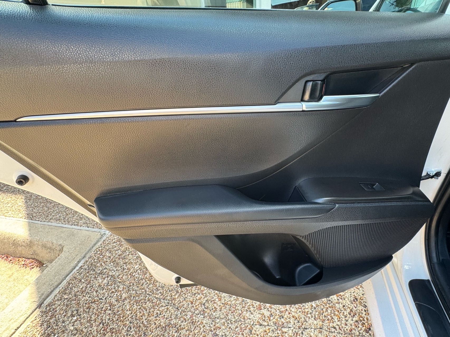 2022 Toyota Camry LE photo 28
