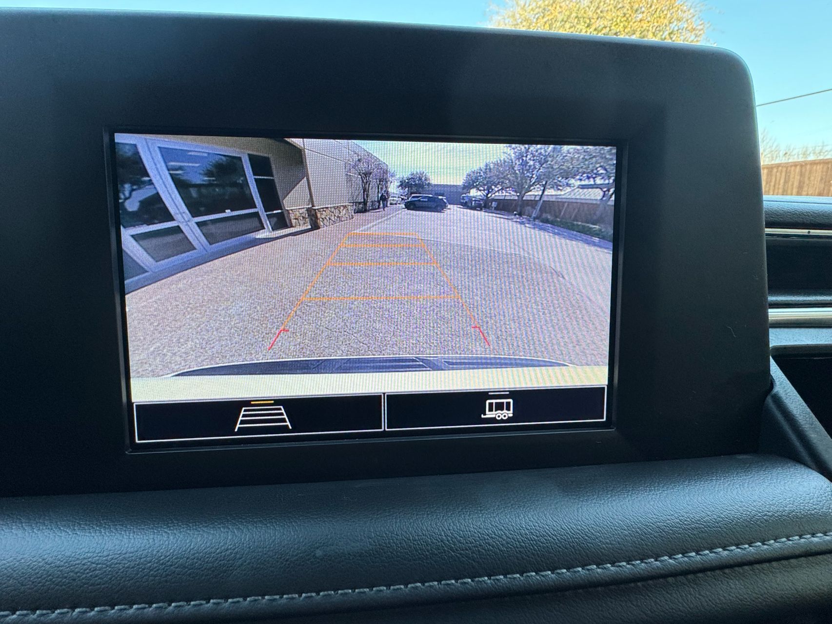 2022 Chevrolet Suburban LS - Photo 35