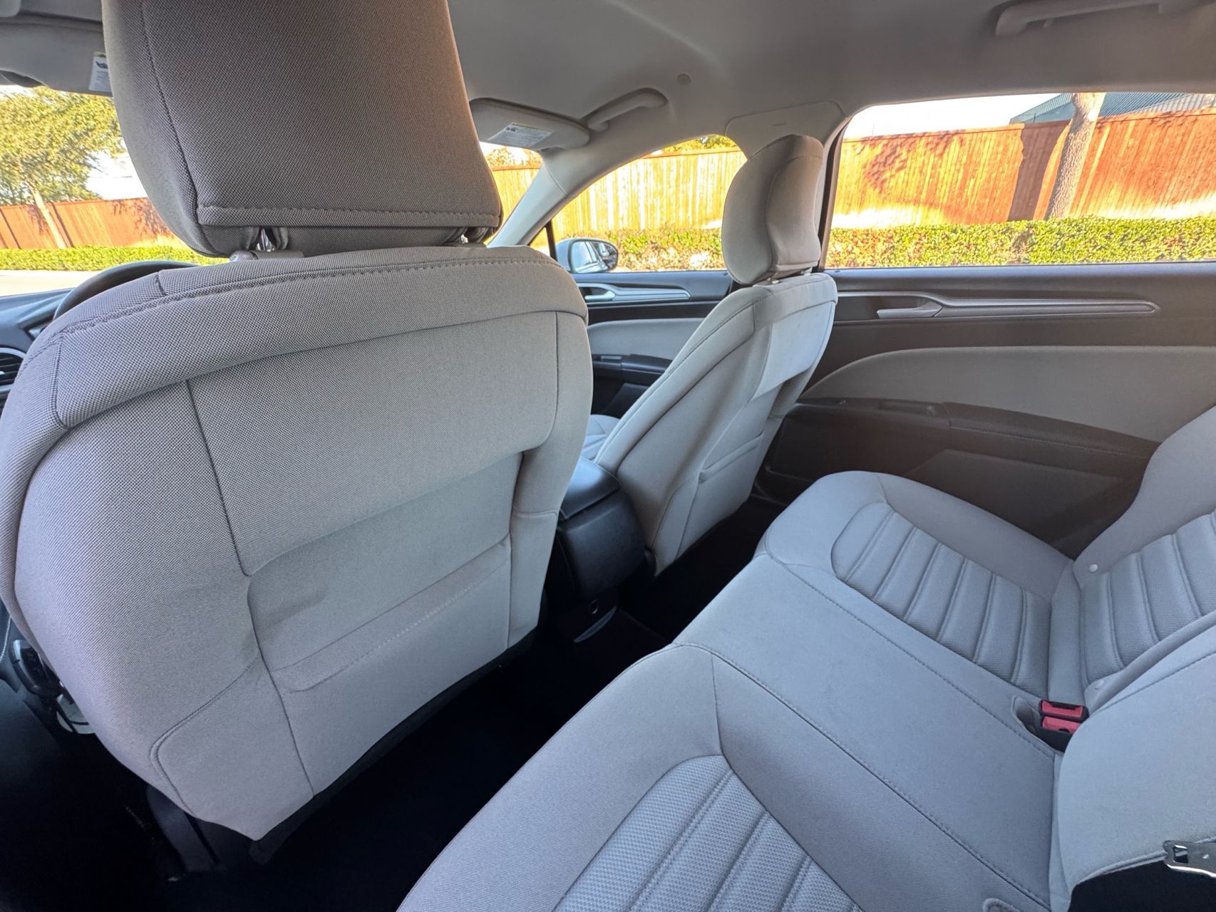 2018 Ford Fusion Hybrid S - Photo 22