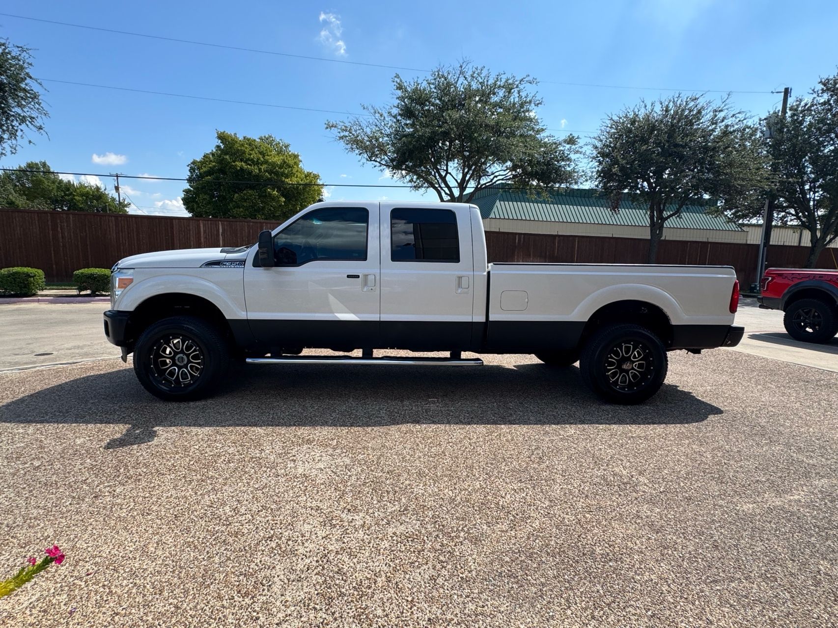 2013 Ford F-350 Lariat photo 12
