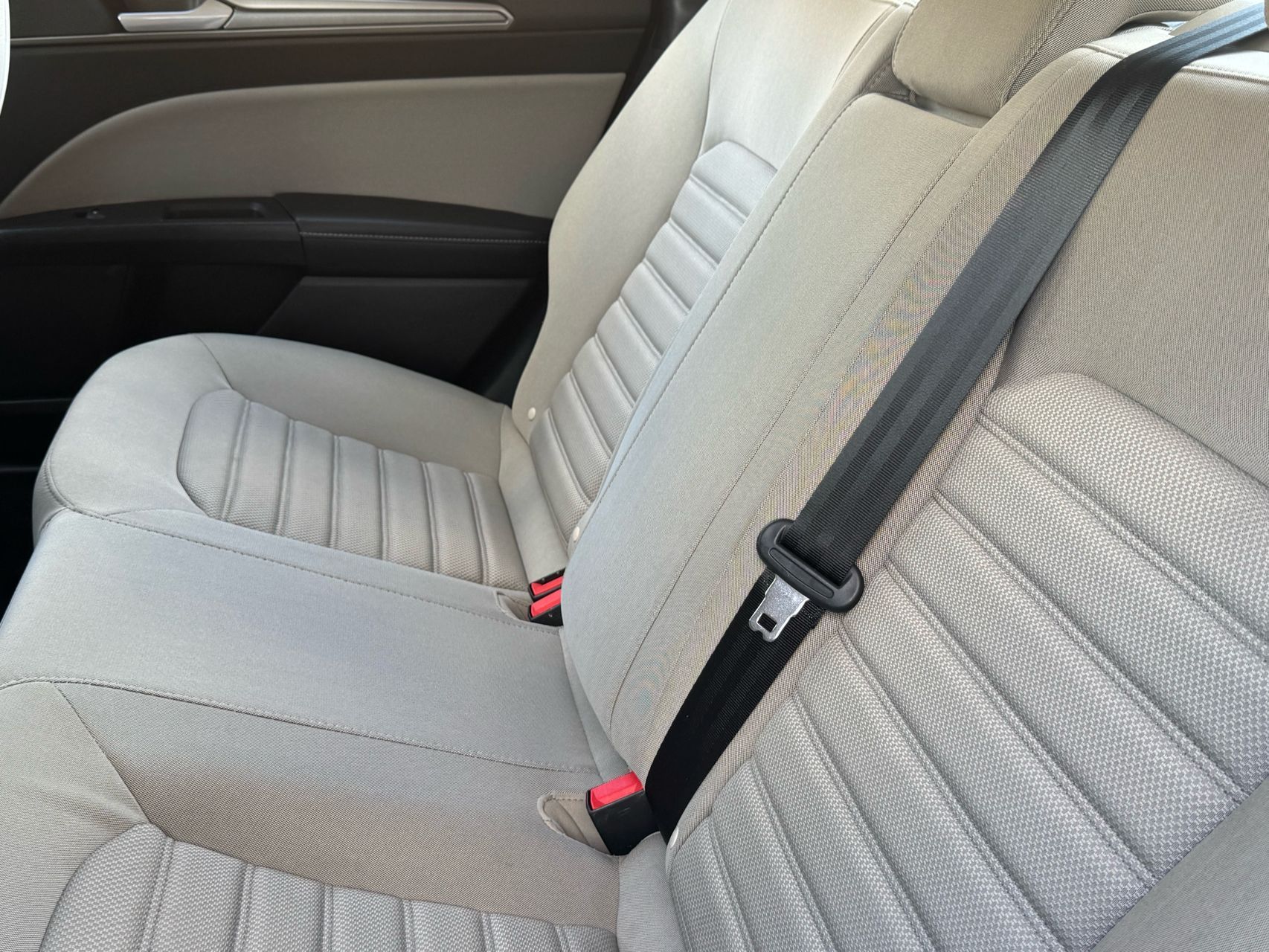2017 Ford Fusion Hybrid S photo 25