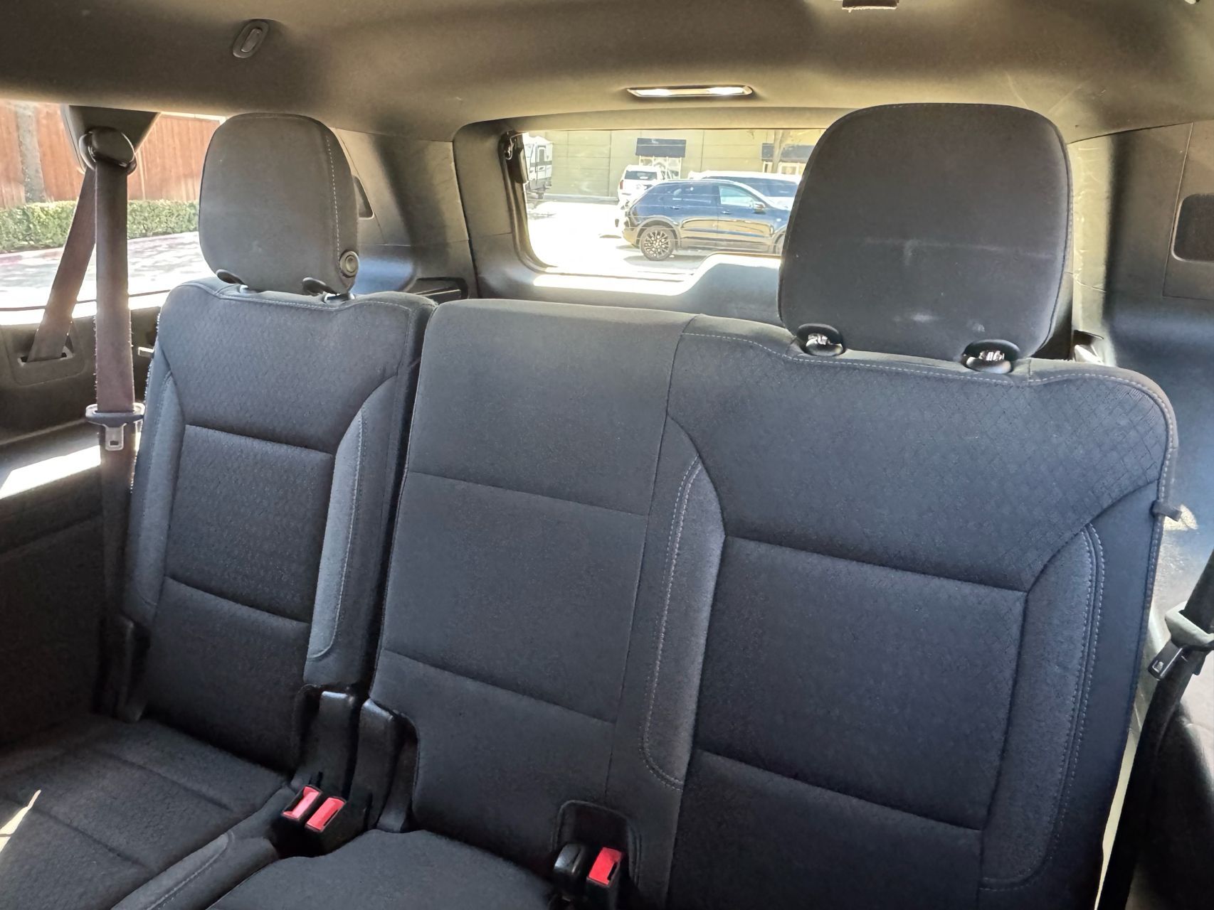 2022 Chevrolet Suburban LS - Photo 32