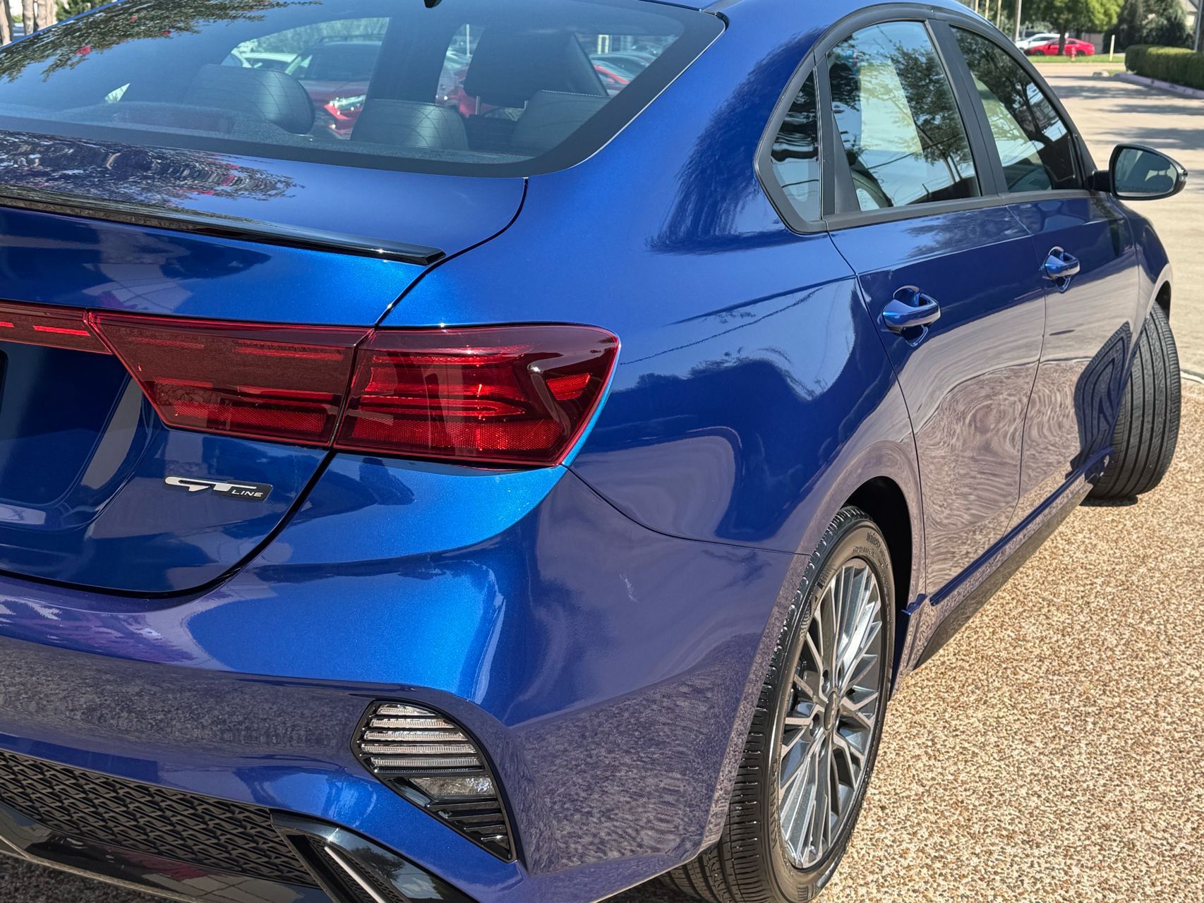 2024 Kia Forte GT-Line photo 4
