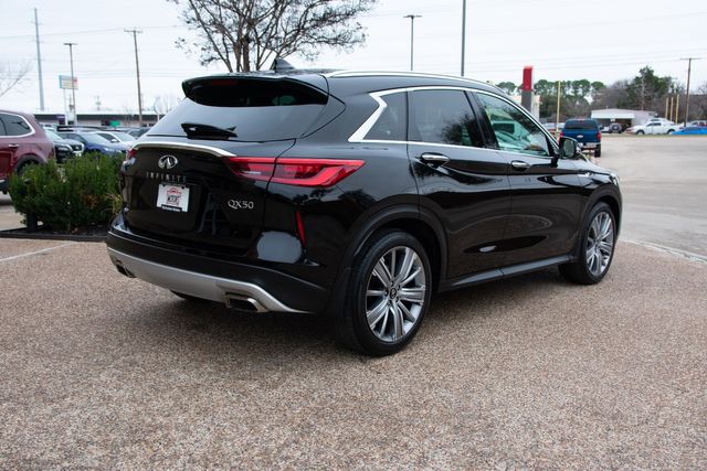 2021 Infiniti Q50 LUXE photo 13