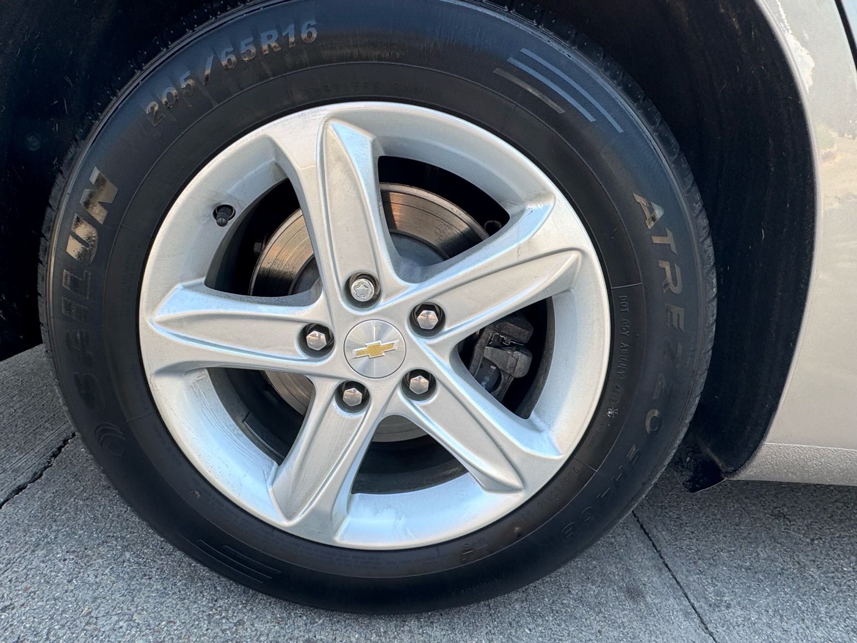 2022 Chevrolet Malibu LS photo 23