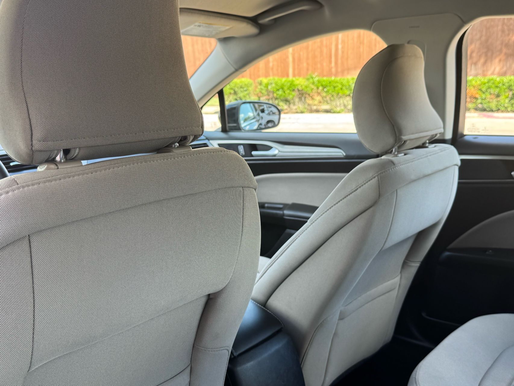 2017 Ford Fusion Hybrid S photo 24