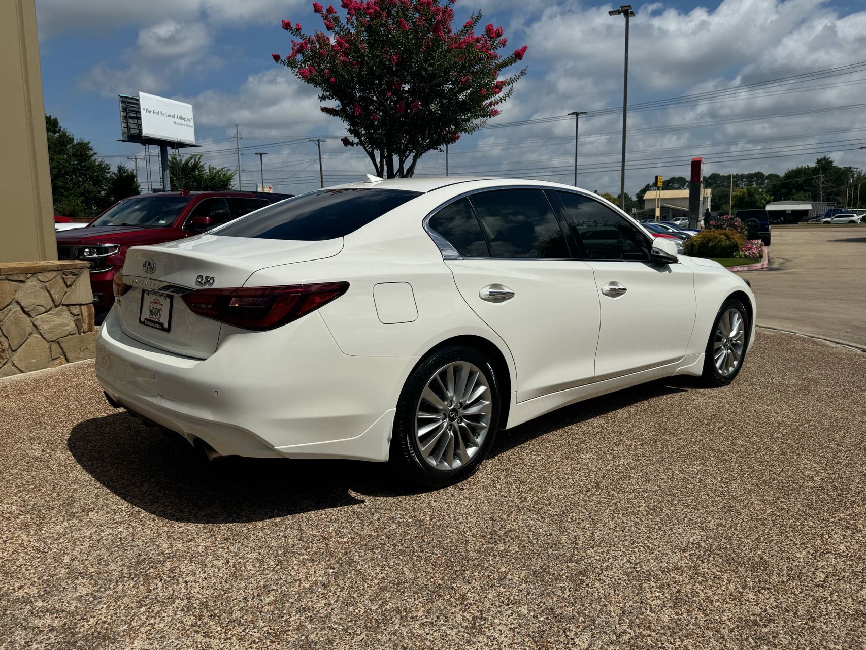 2023 Infiniti Q50 Sensory photo 43