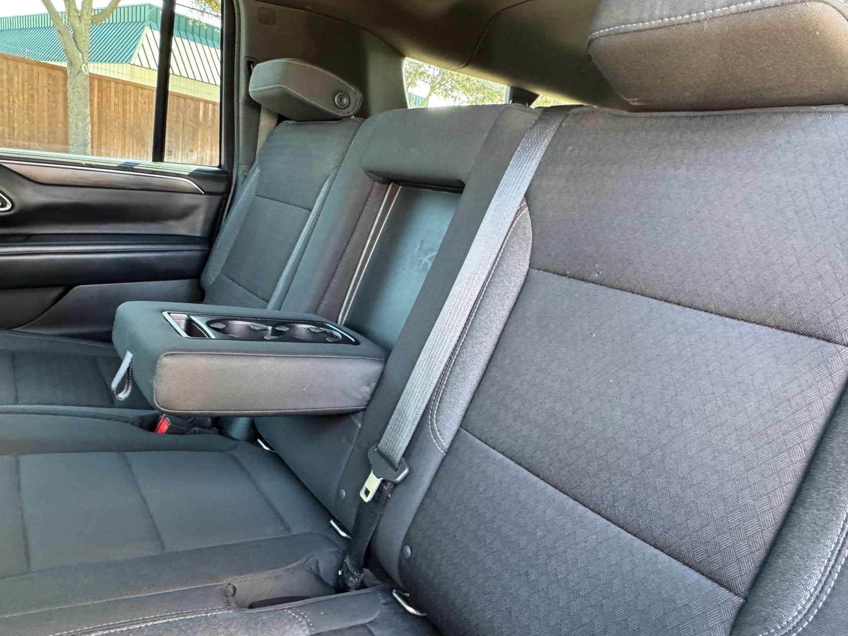 2022 Chevrolet Suburban LS - Photo 31