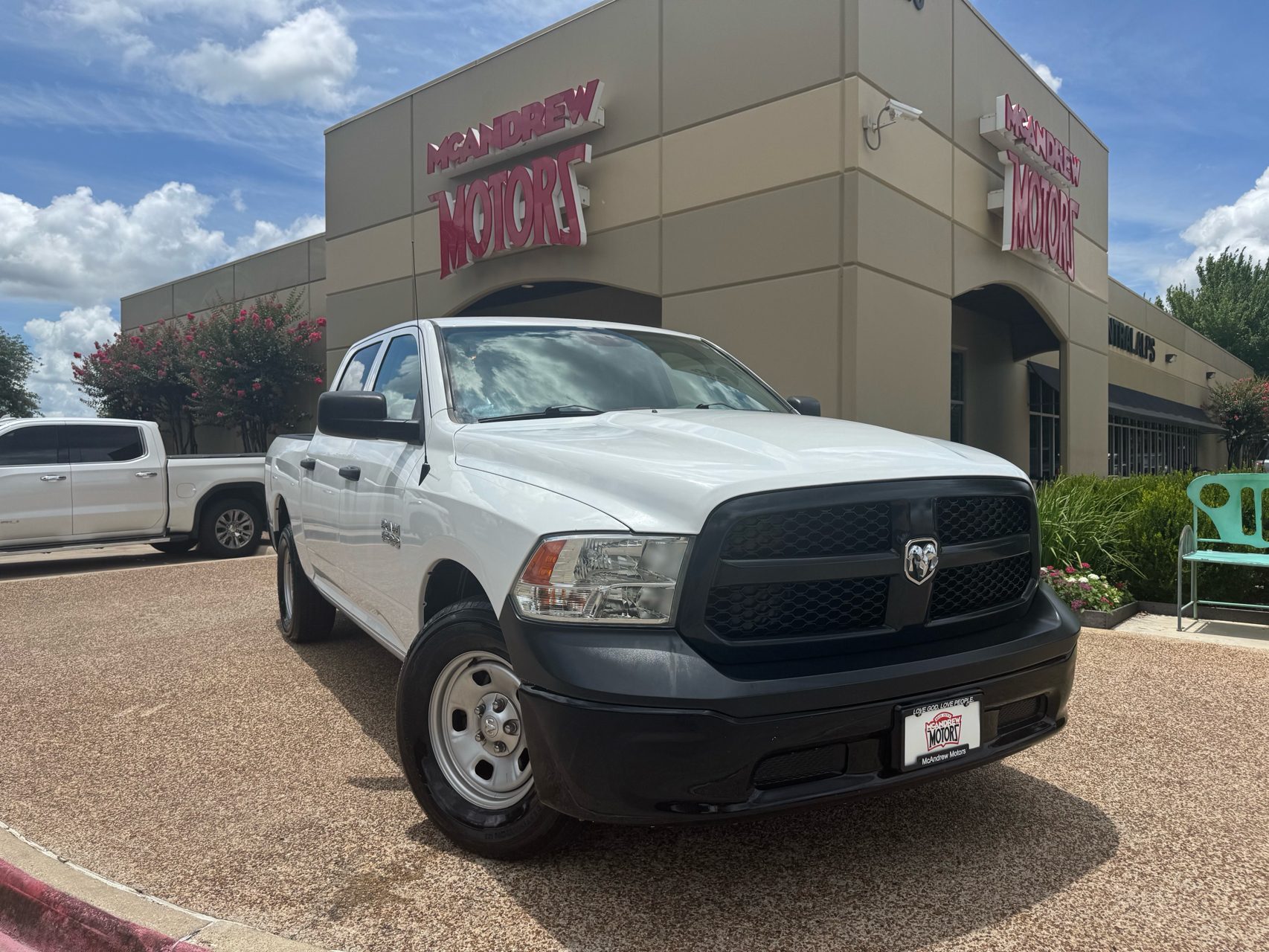 2018 RAM 1500 Tradesman Crew Cab 5'7's photo