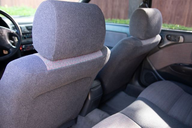 1997 Subaru Legacy Outback photo 21