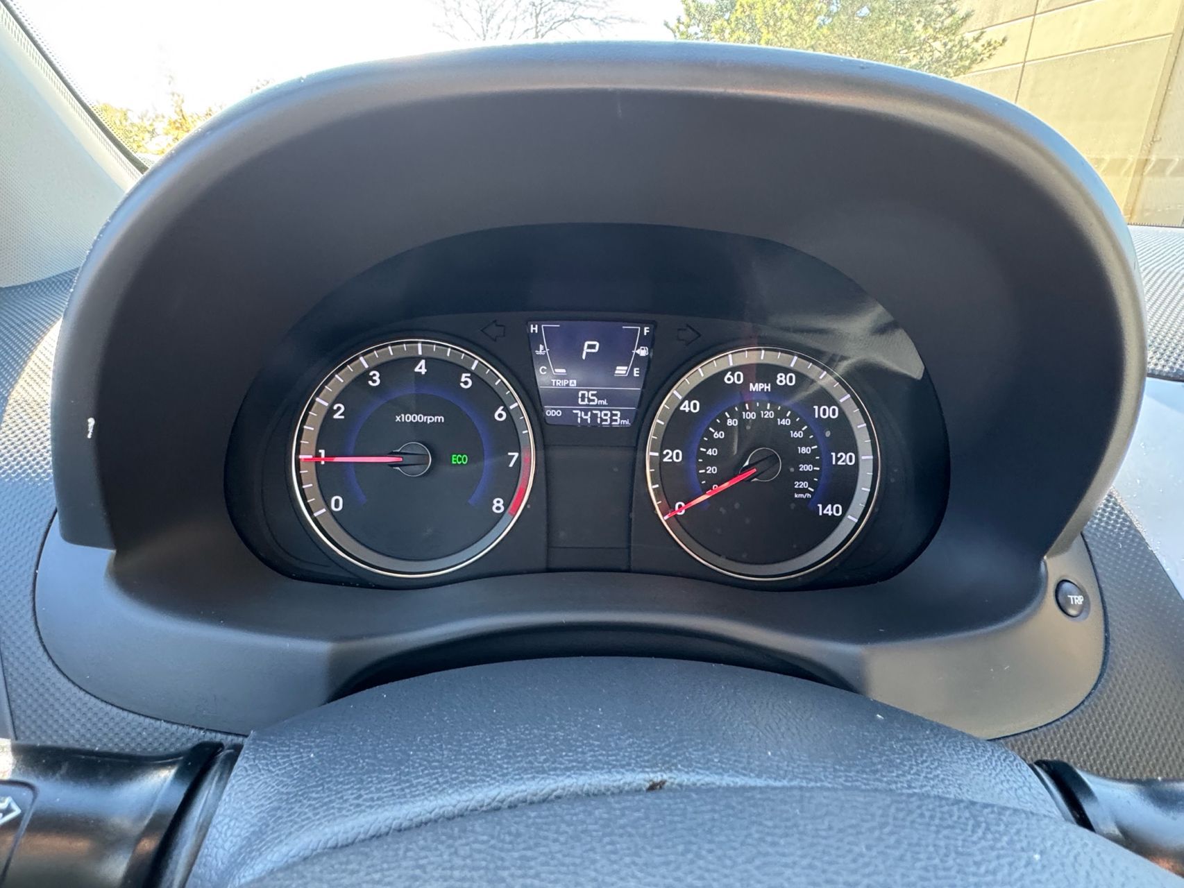 2012 Hyundai Accent GS photo 4