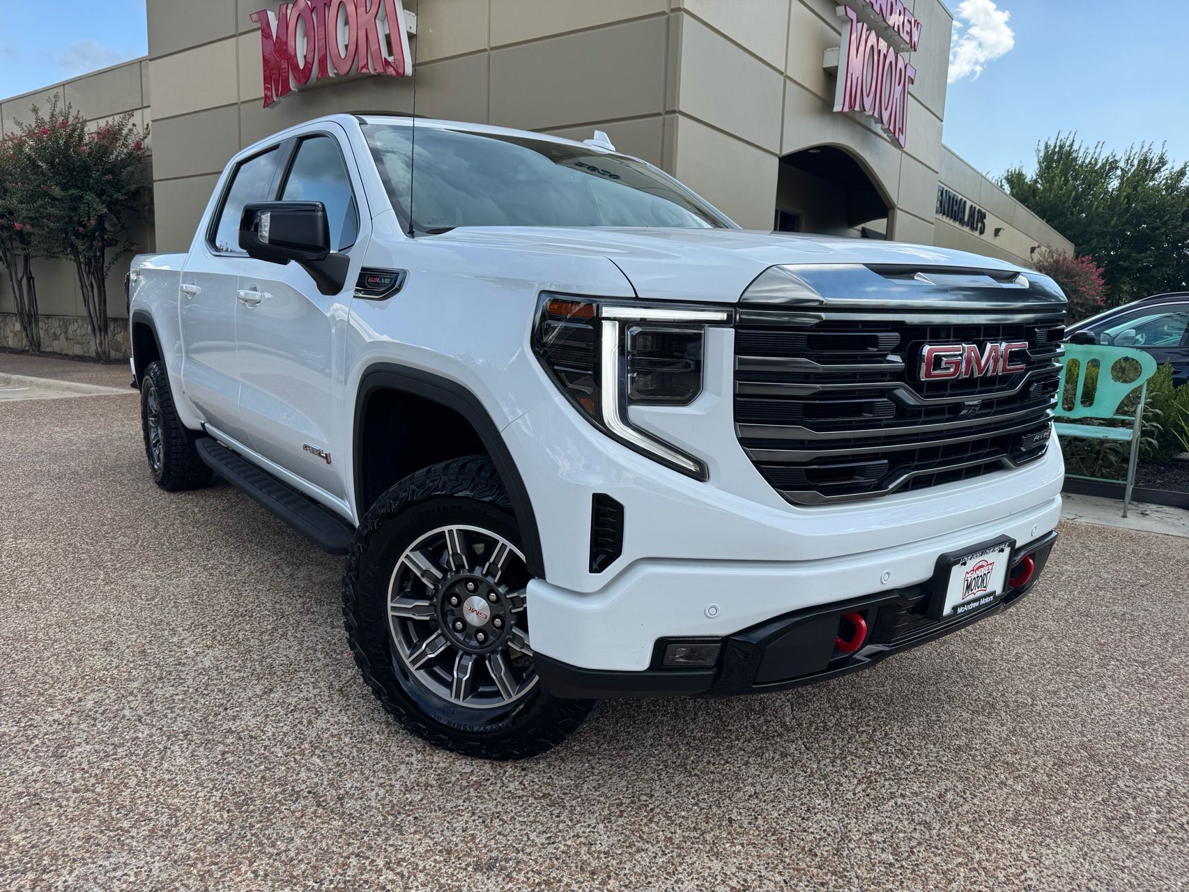 2024 GMC Sierra 1500 AT4's photo