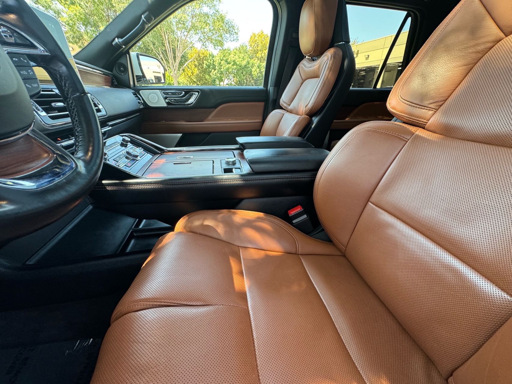 2021 Lincoln Navigator Reserve L photo 22