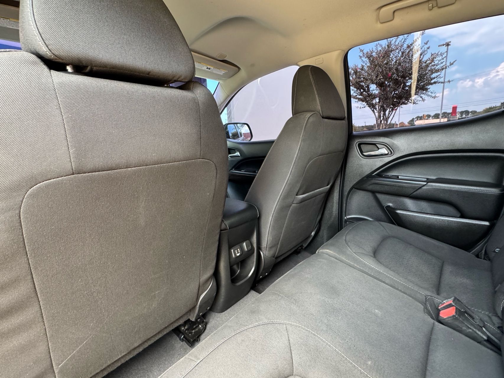 2020 Gmc Canyon SLE photo 26