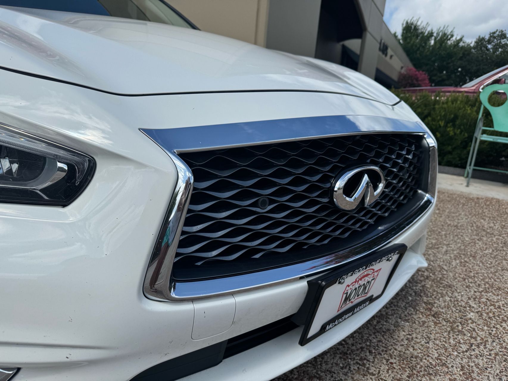 2021 Infiniti Q50 LUXE photo 2
