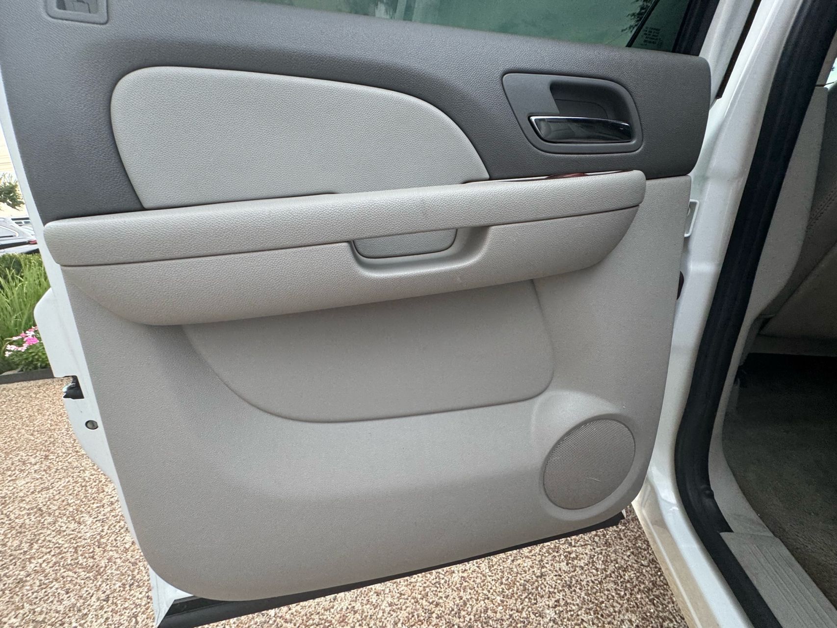 2009 Chevrolet Silverado 3500HD LTZ photo 30