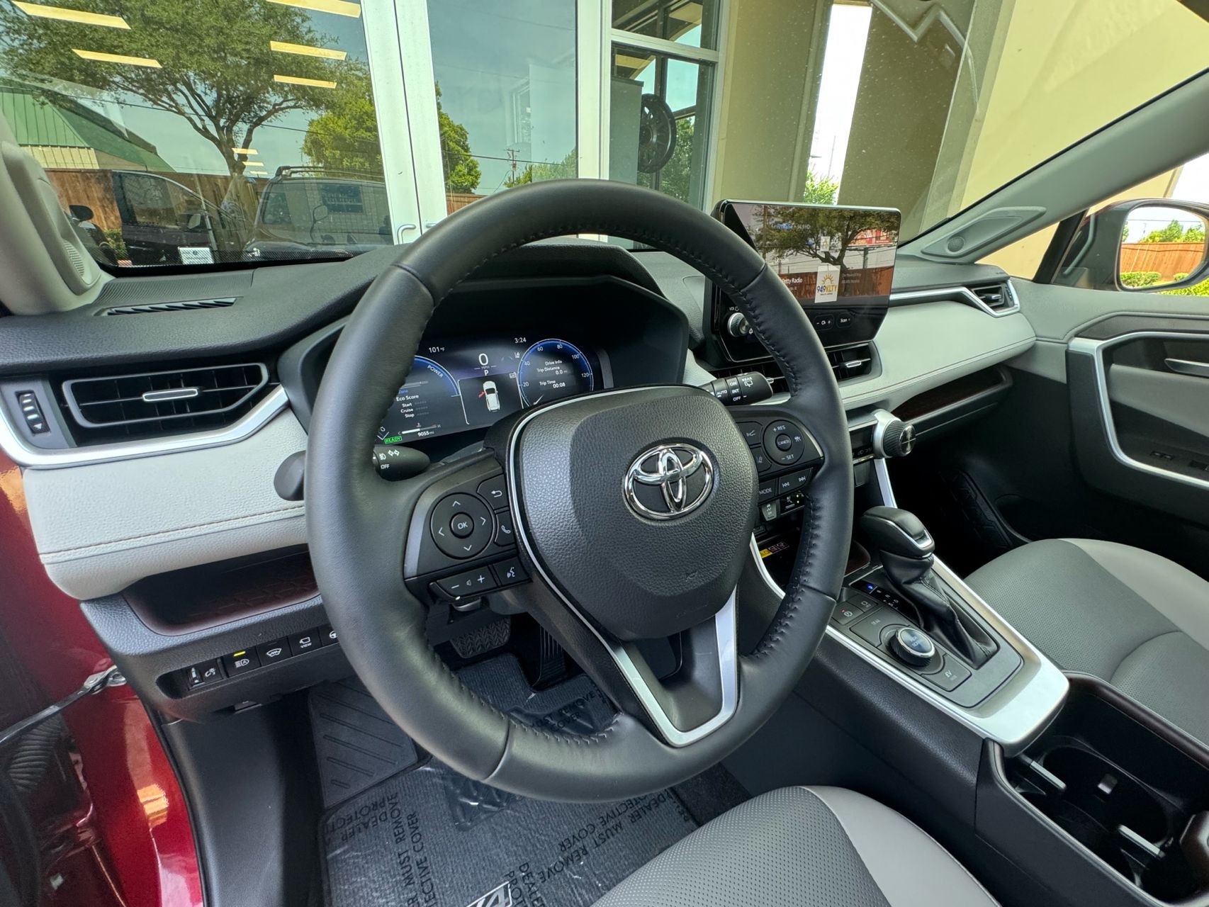 2024 Toyota RAV4 Hybrid Limited photo 16