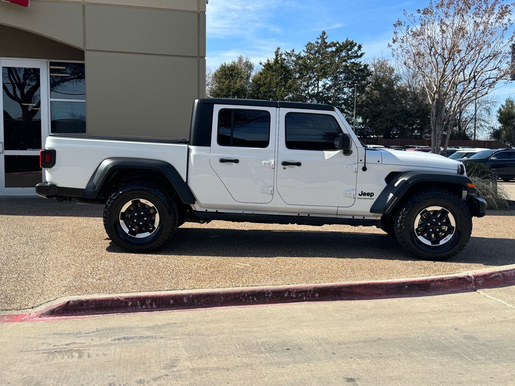 2023 Jeep Gladiator Sport S - Photo 7