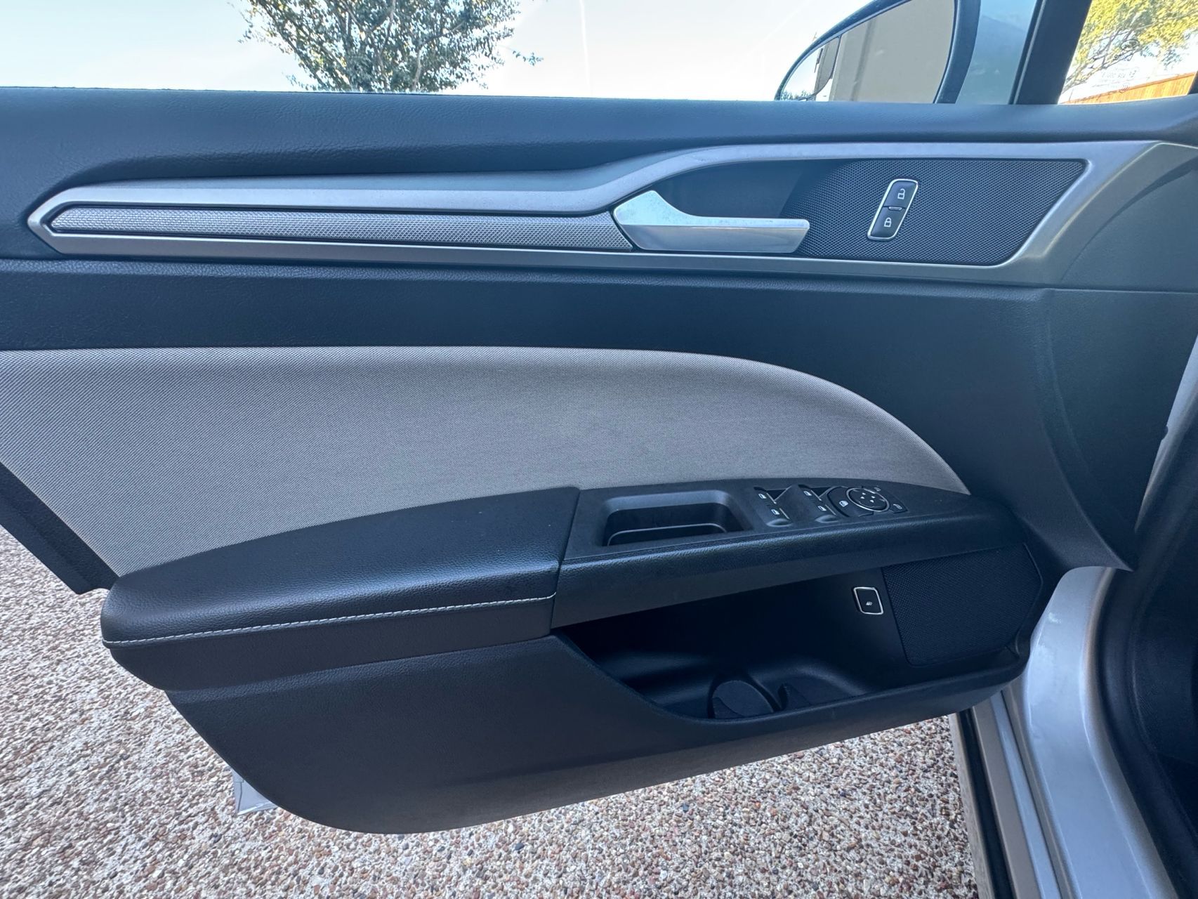 2018 Ford Fusion Hybrid S - Photo 19