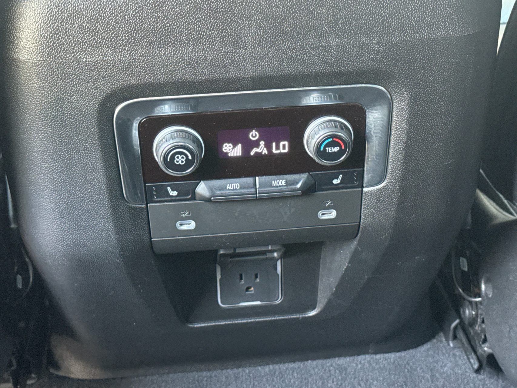 2023 Chevrolet Tahoe Z71 - Photo 29