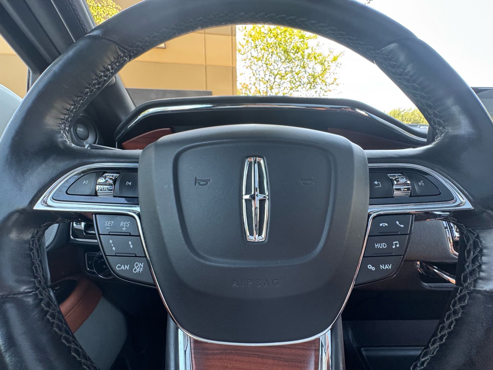 2021 Lincoln Navigator Reserve L photo 16