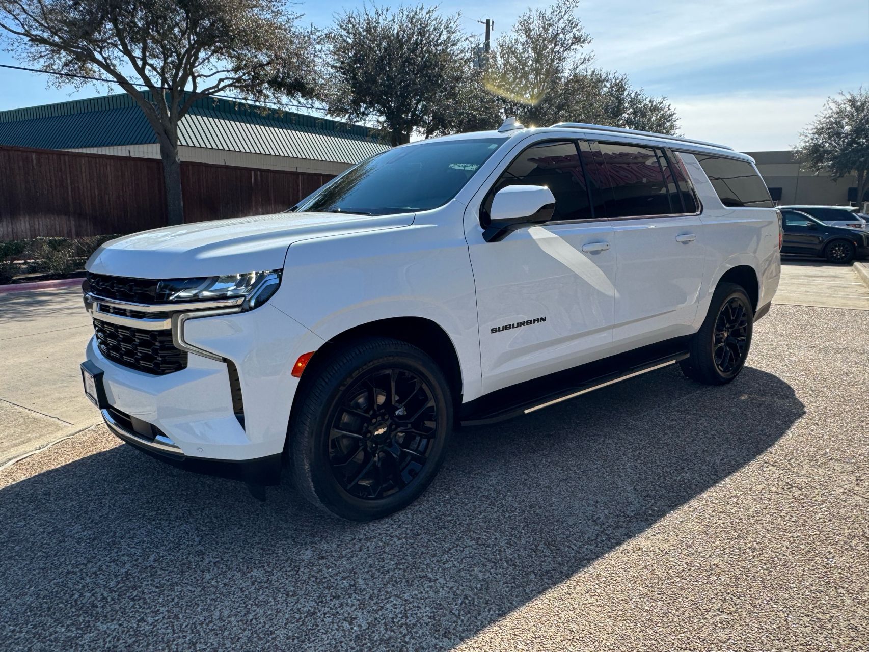 2022 Chevrolet Suburban LS - Photo 12
