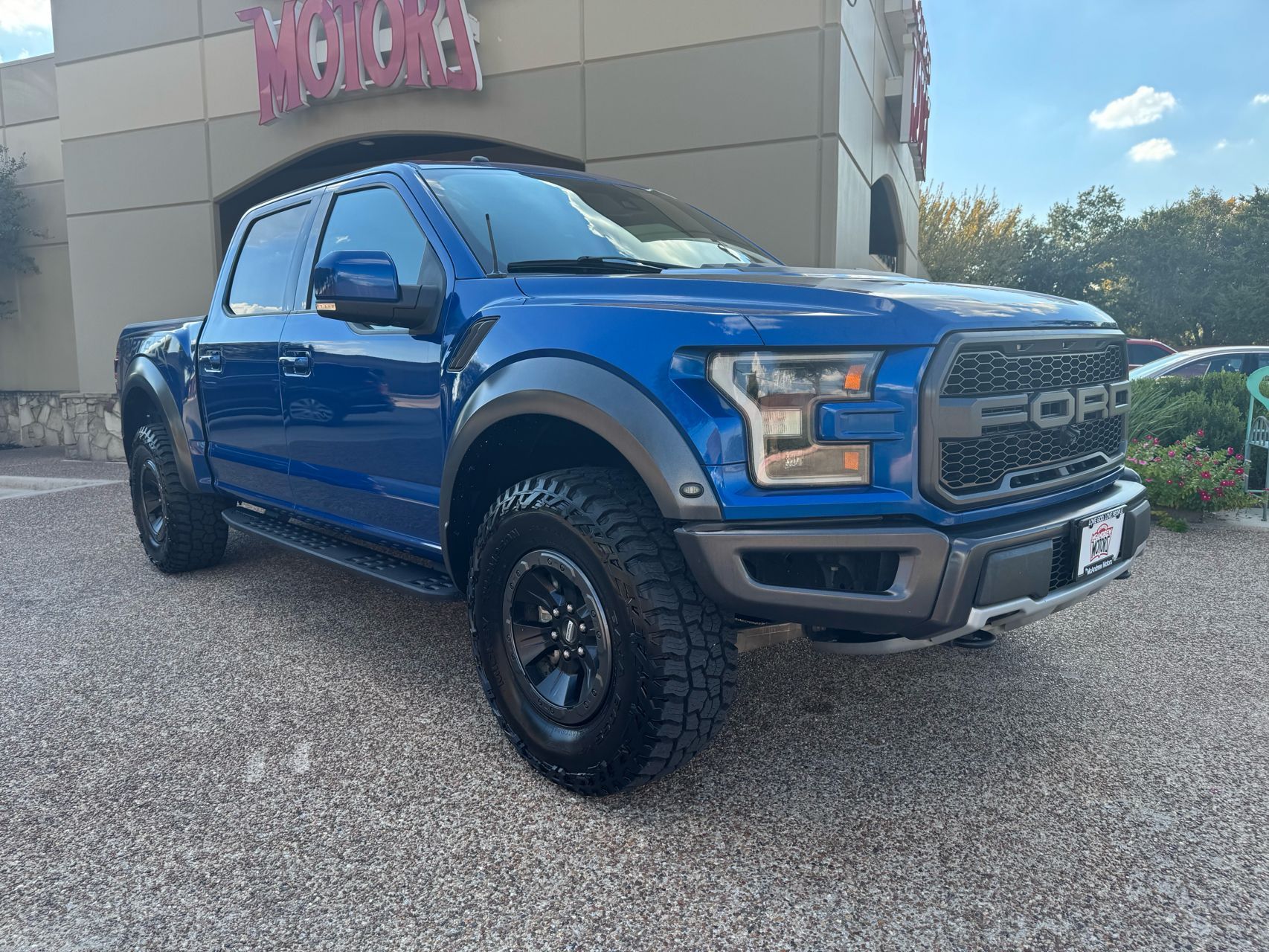 2017 Ford F-150 Raptor photo 4