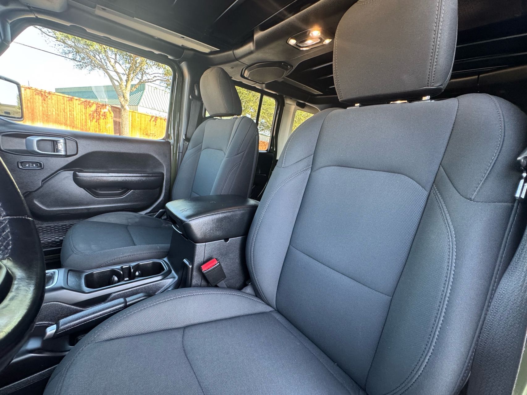 2021 Jeep Wrangler Unlimited Willys photo 18