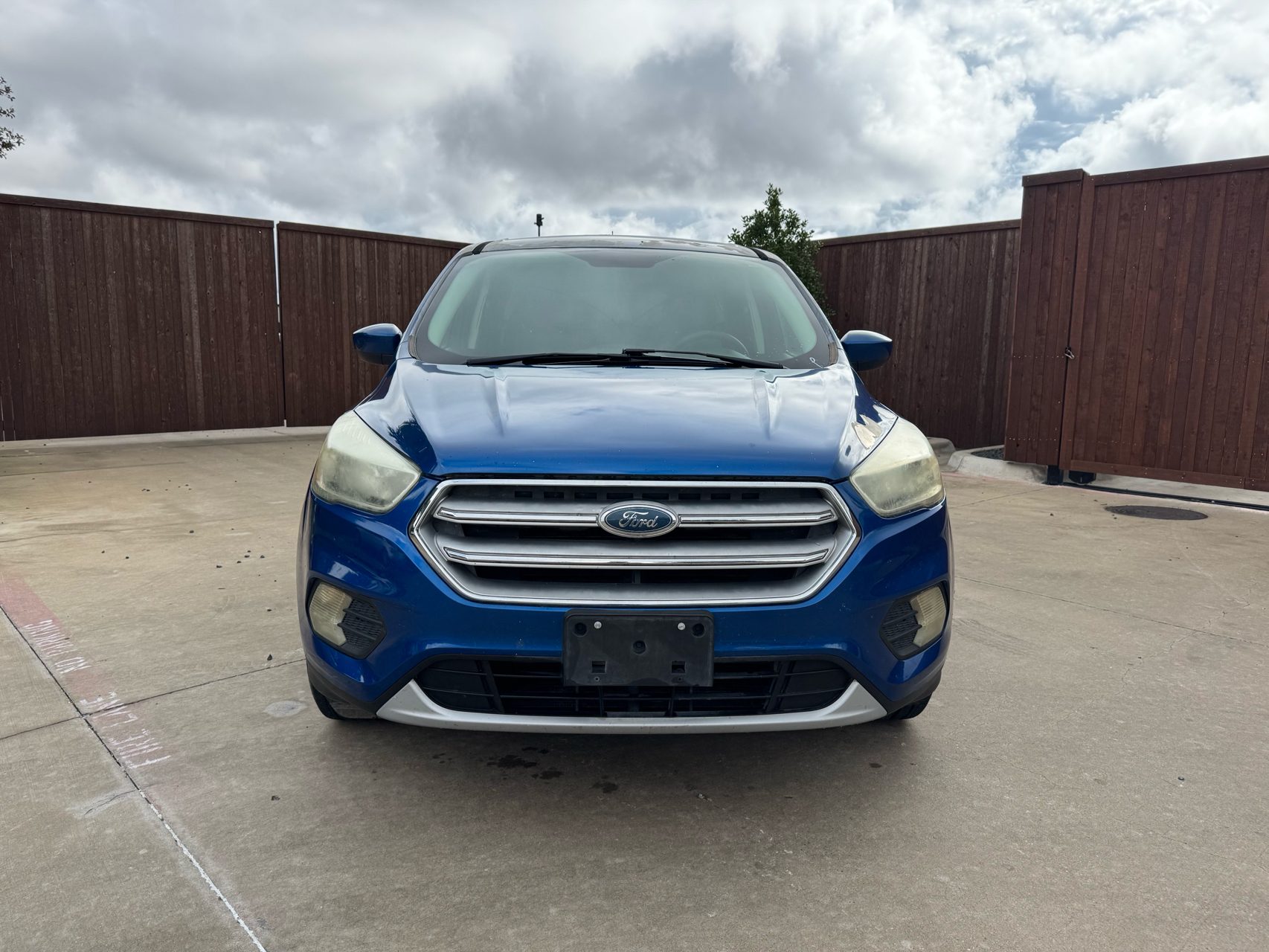 Blue 2017 Ford Escape SE FWD SUV / Crossover Front-Wheel Drive 6-Speed Automatic