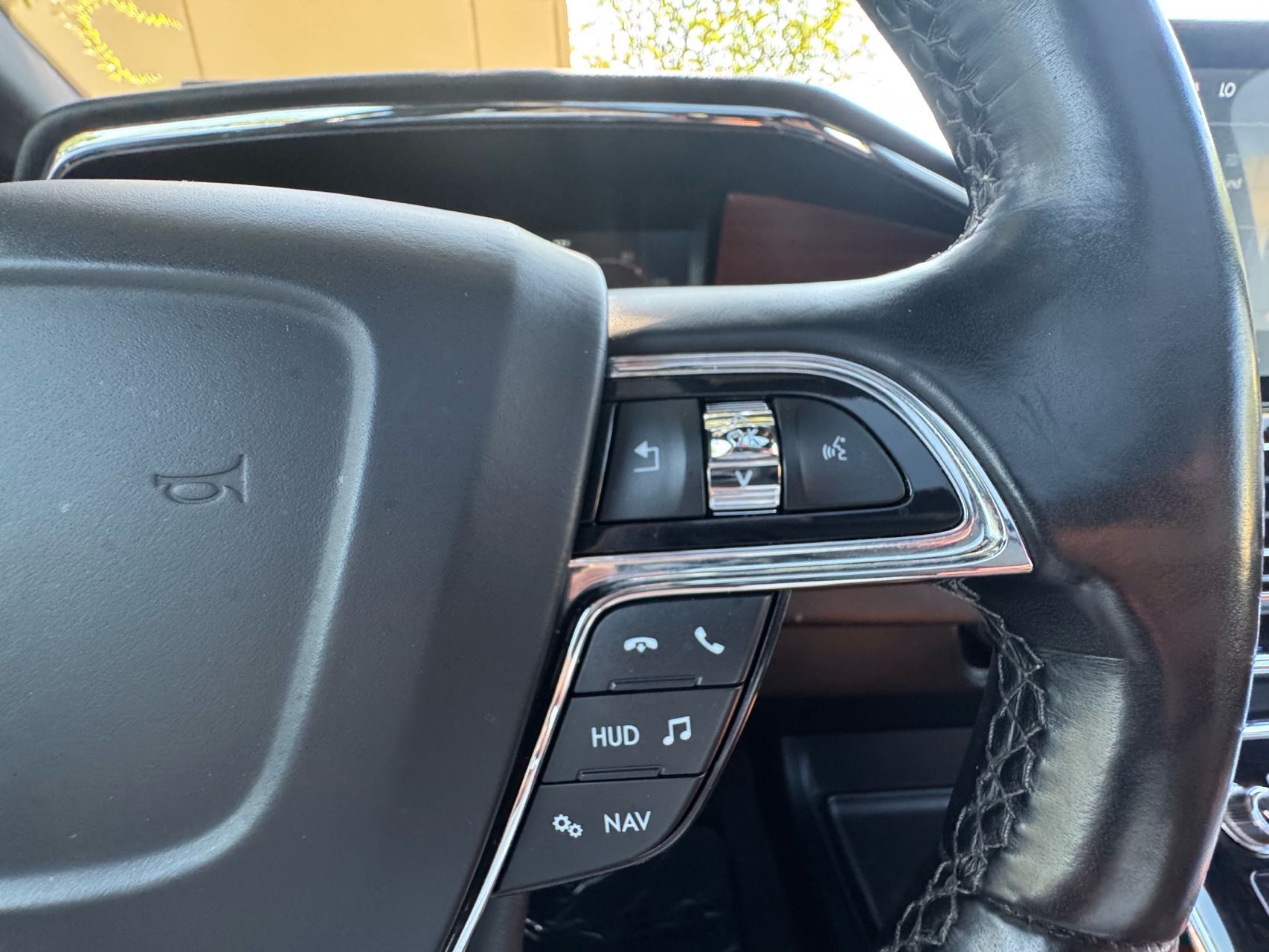 2021 Lincoln Navigator Reserve L photo 18