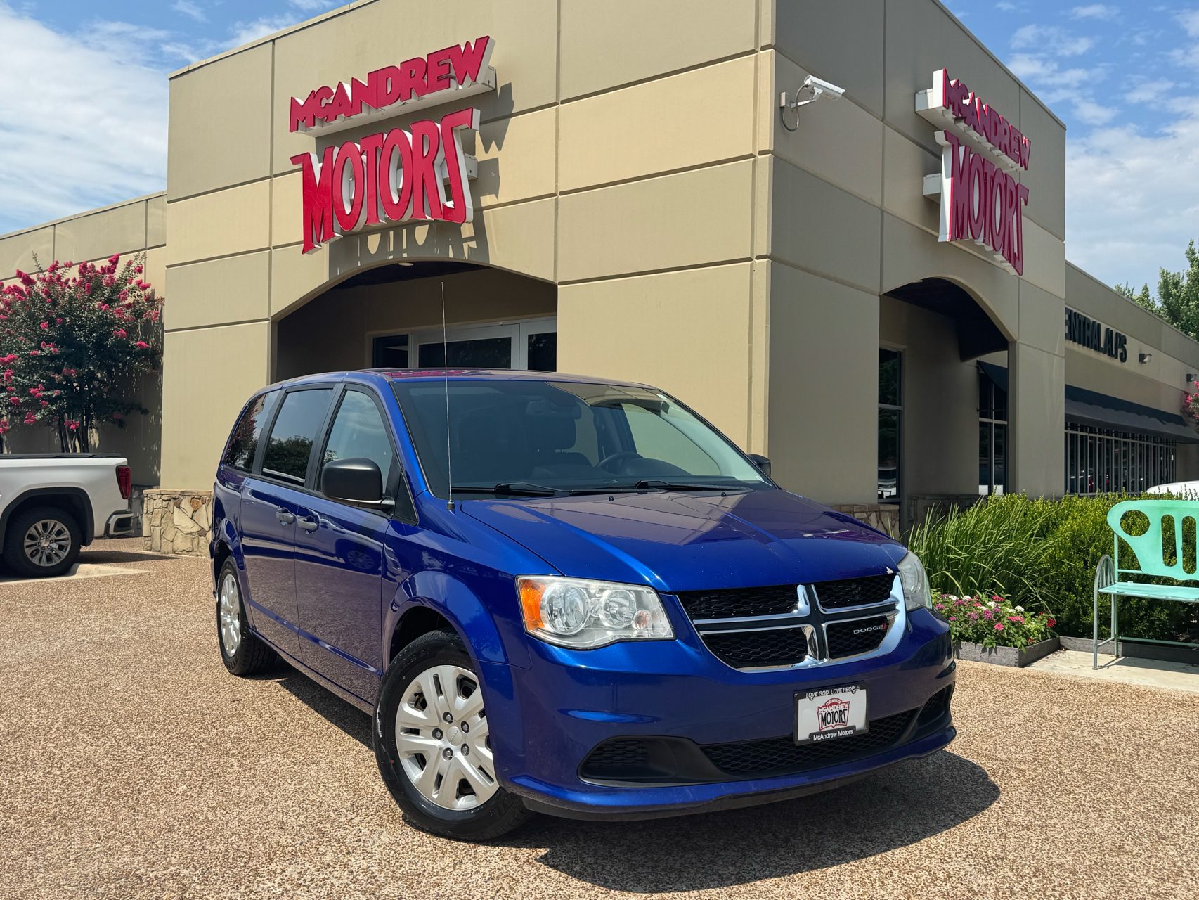 2019 Dodge Grand Caravan SE FWD photo