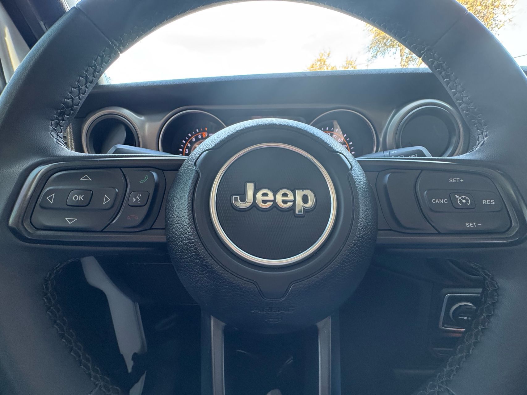 2023 Jeep Gladiator Sport S - Photo 16