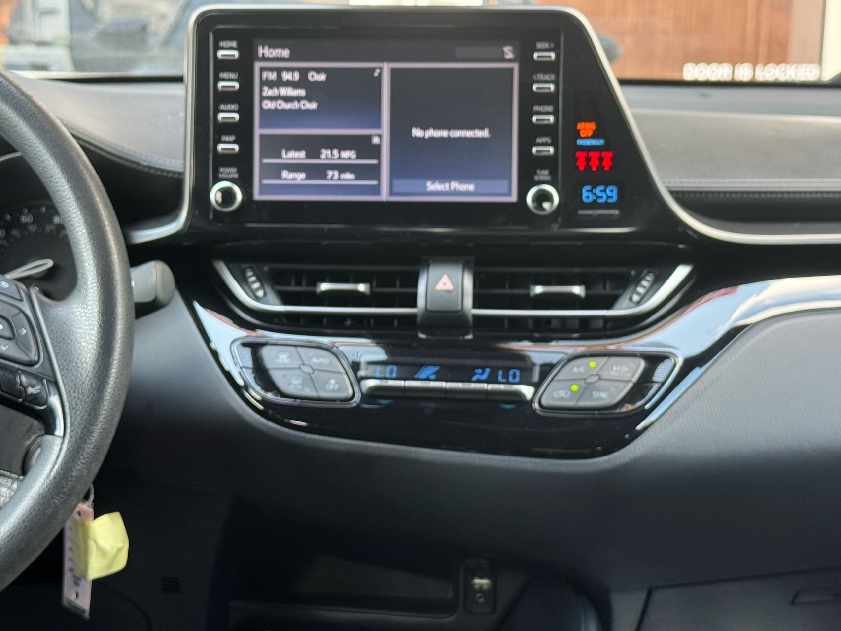 2019 Toyota C-HR LE photo 22