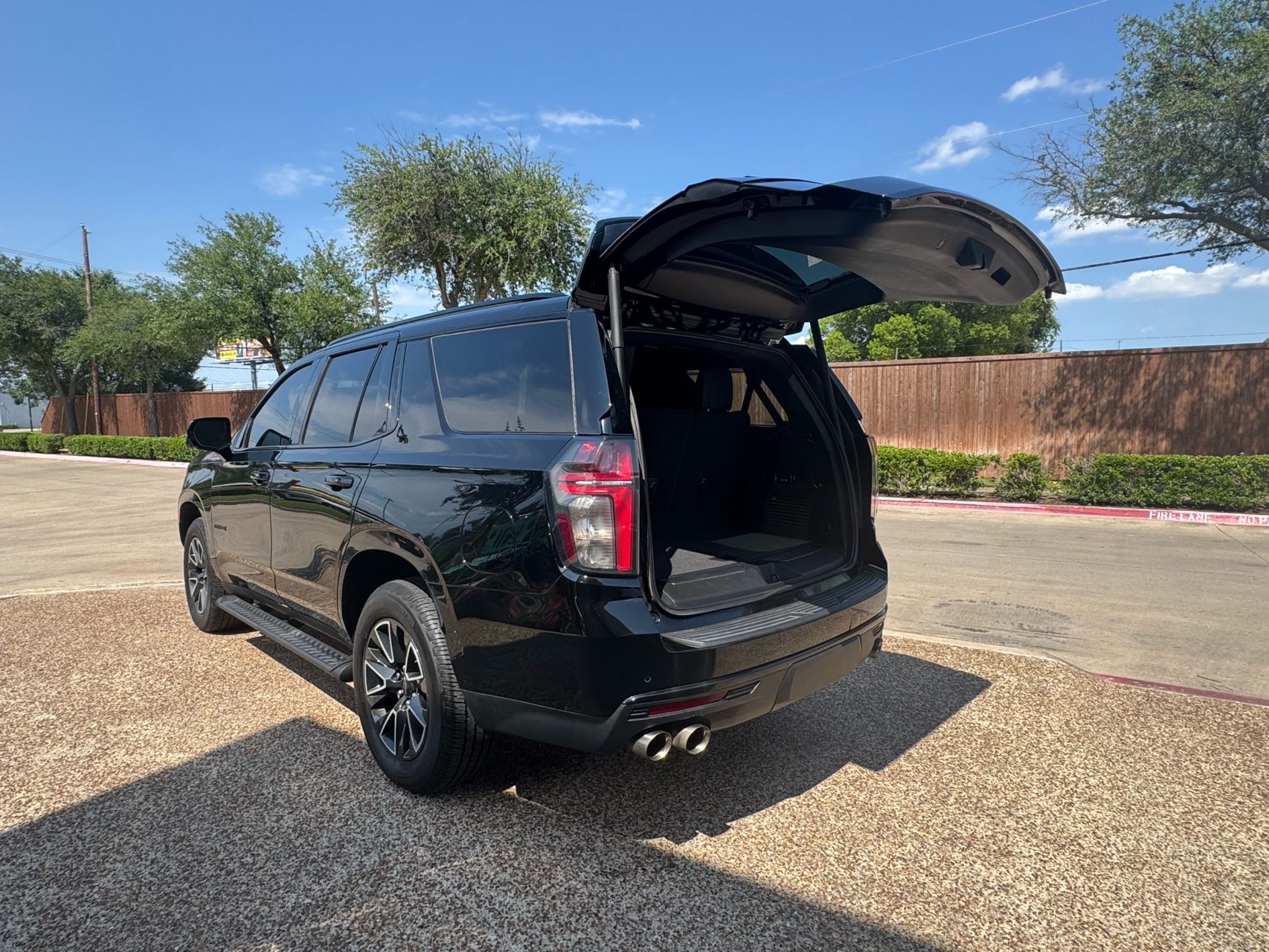 2023 Chevrolet Tahoe Z71 - Photo 11