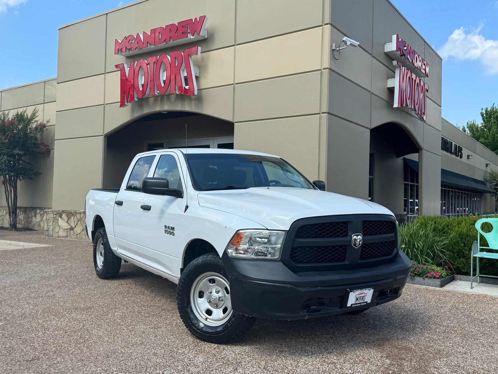 2018 RAM 1500 Tradesman 4x4 Crew Cab 5'7's photo