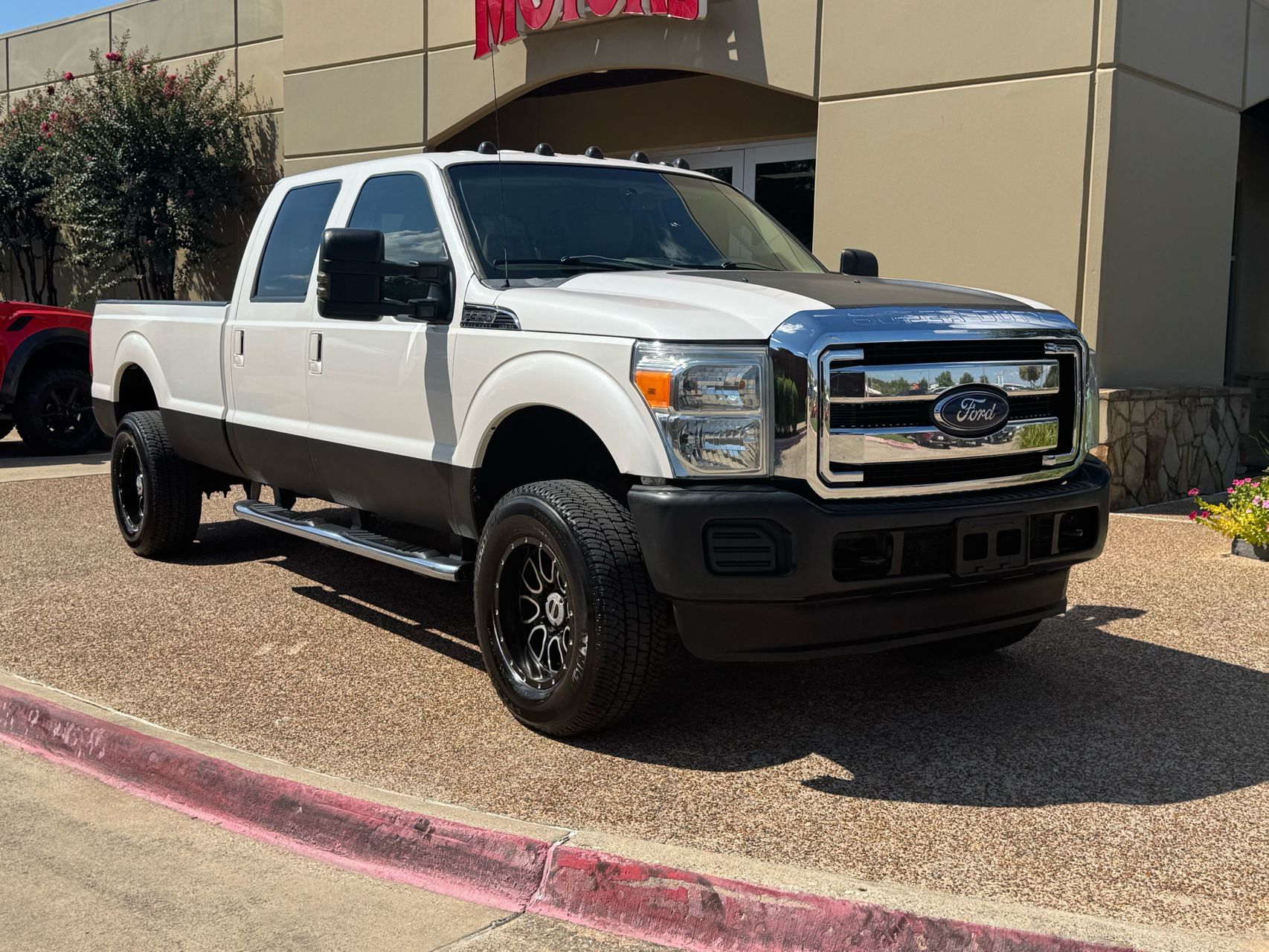 2013 Ford F-350 Lariat photo 6