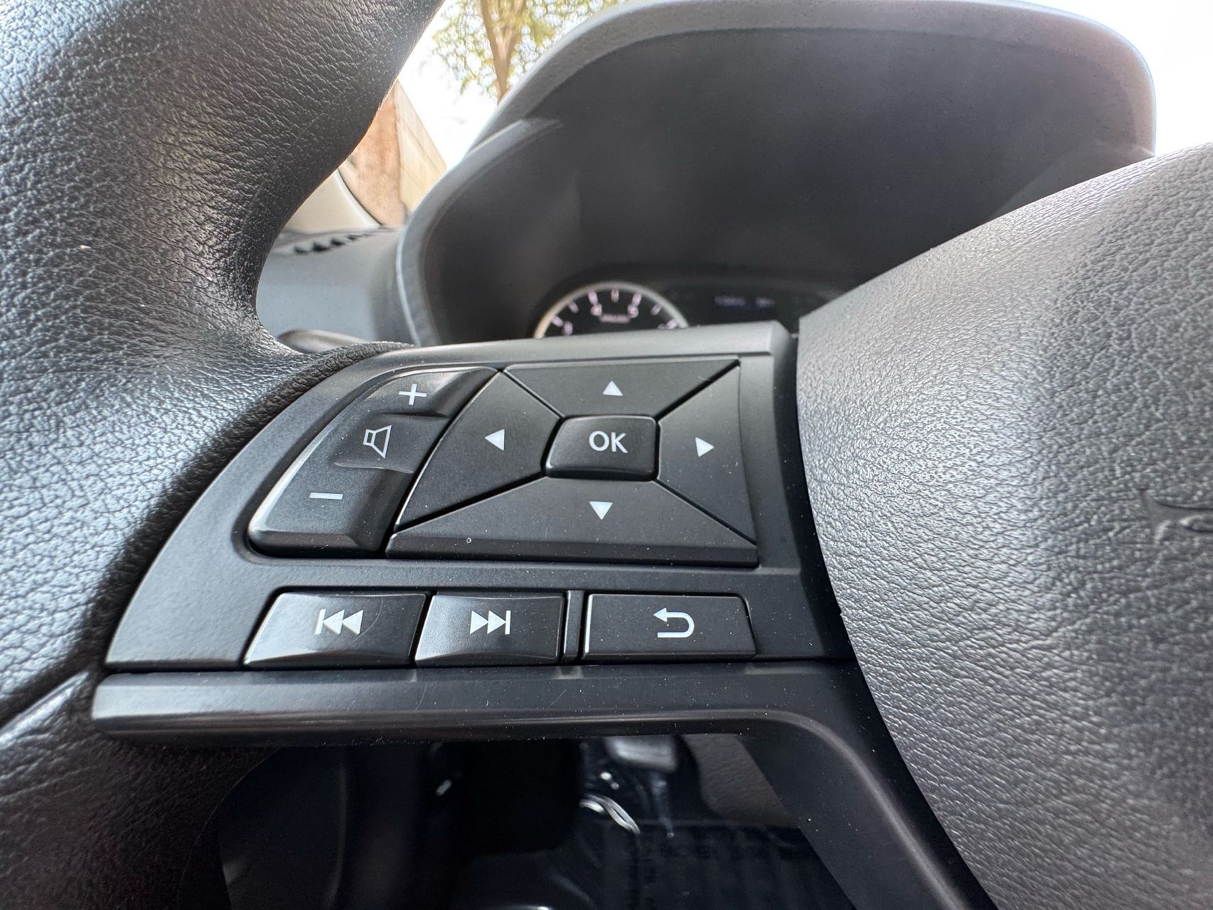 2024 Nissan Sentra S photo 14