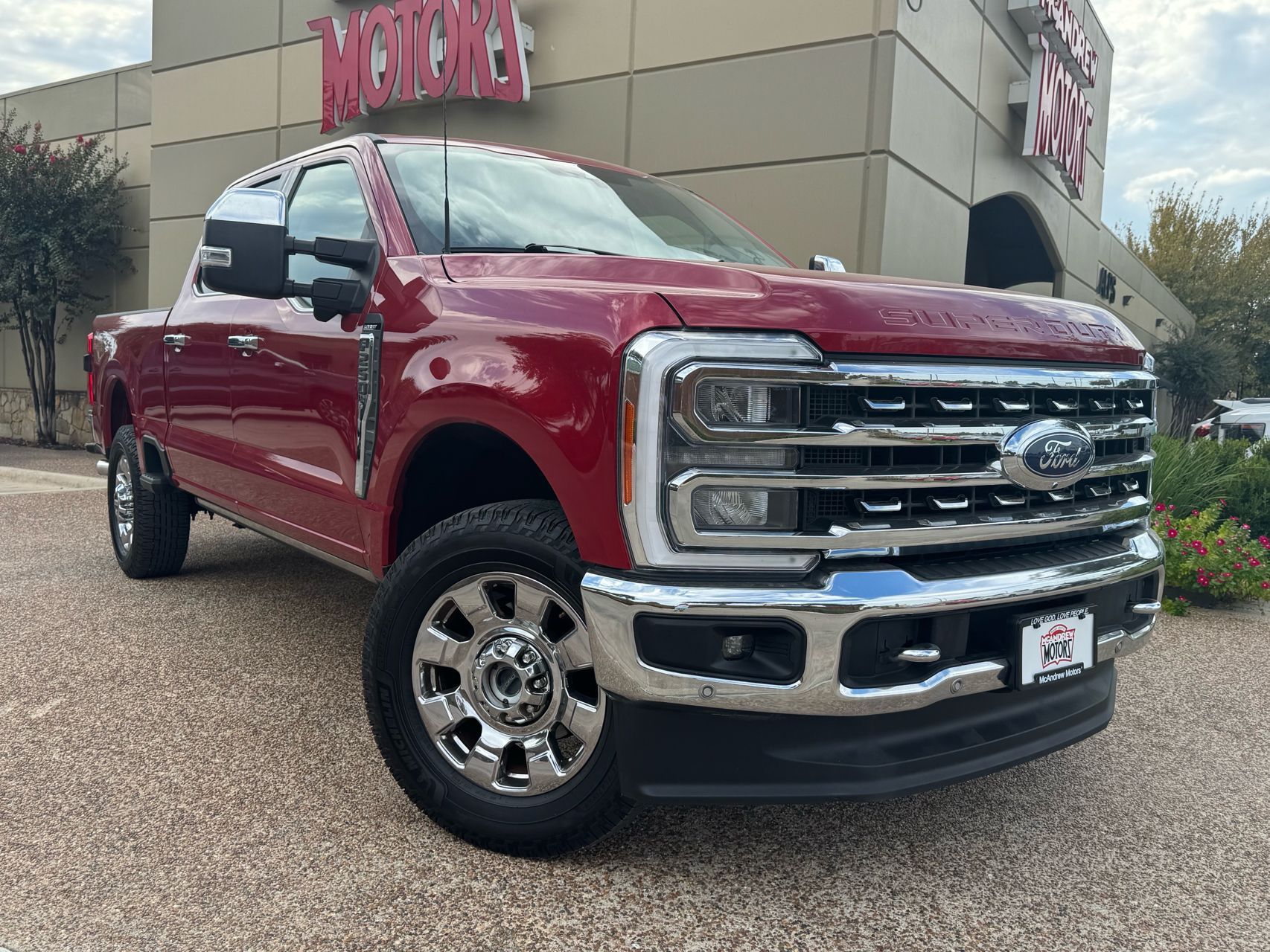 2023 Ford F-250 Super Duty Lariat's photo