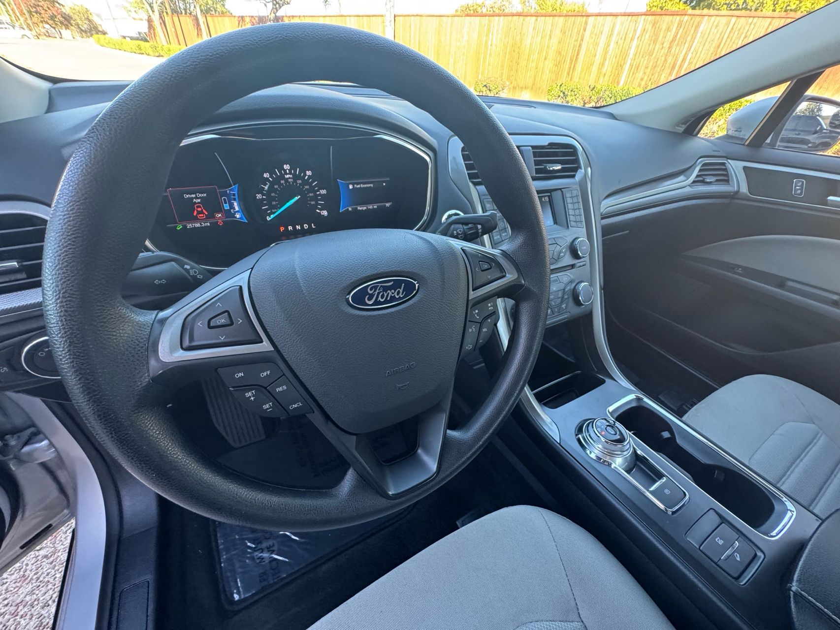 2018 Ford Fusion Hybrid S - Photo 17