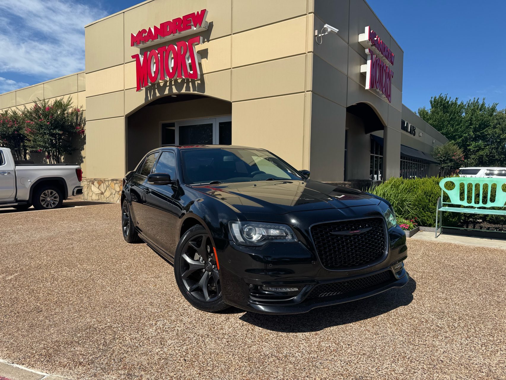 2022 Chrysler 300 S's photo