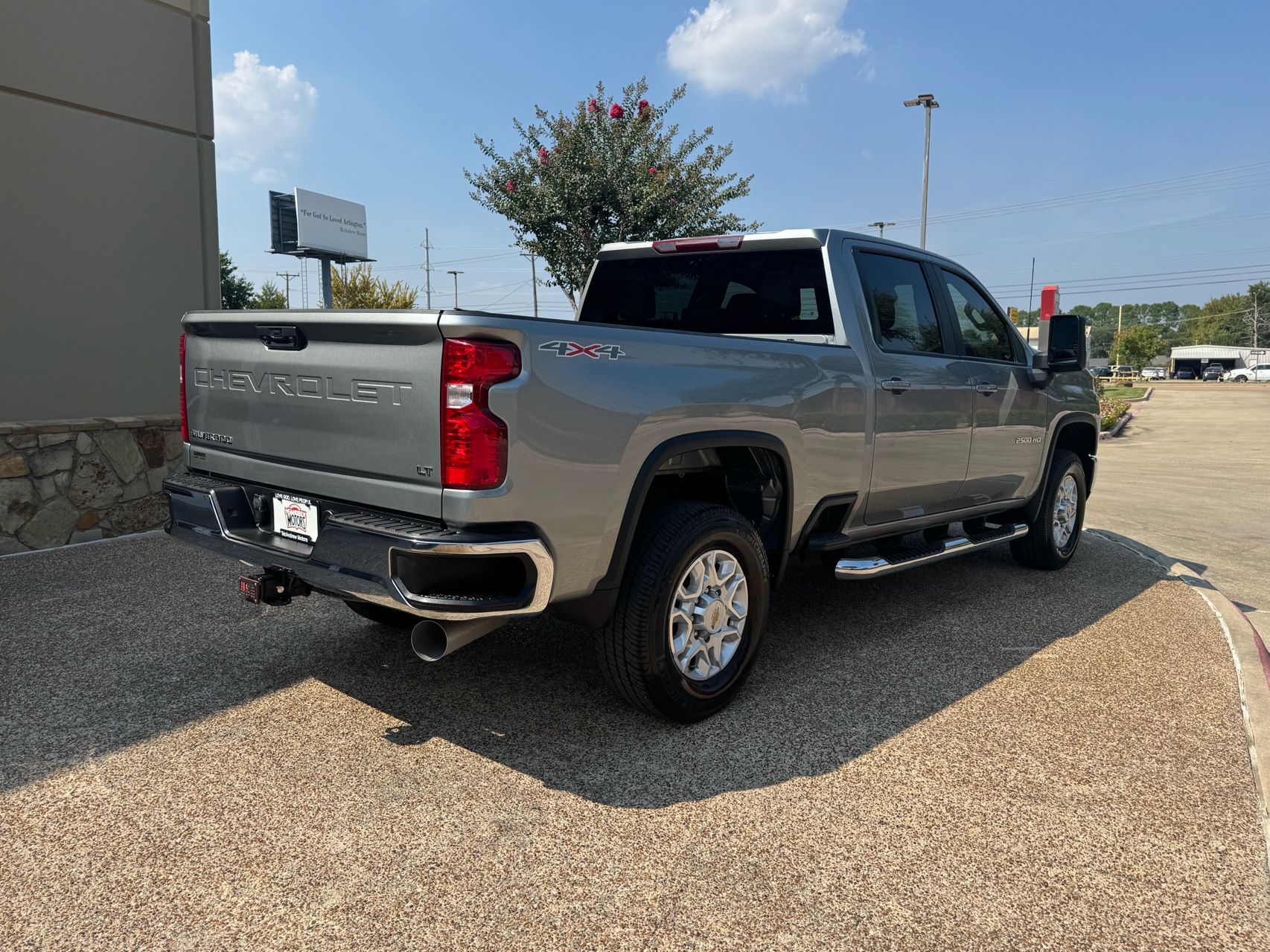 2024 Chevrolet Silverado 2500HD LT photo 8