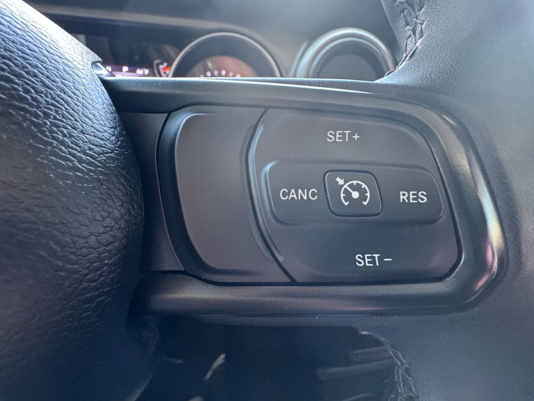 2023 Jeep Gladiator Sport S - Photo 18